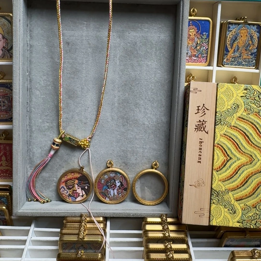 L***ﾟ吊坠双面圆卡前世今生