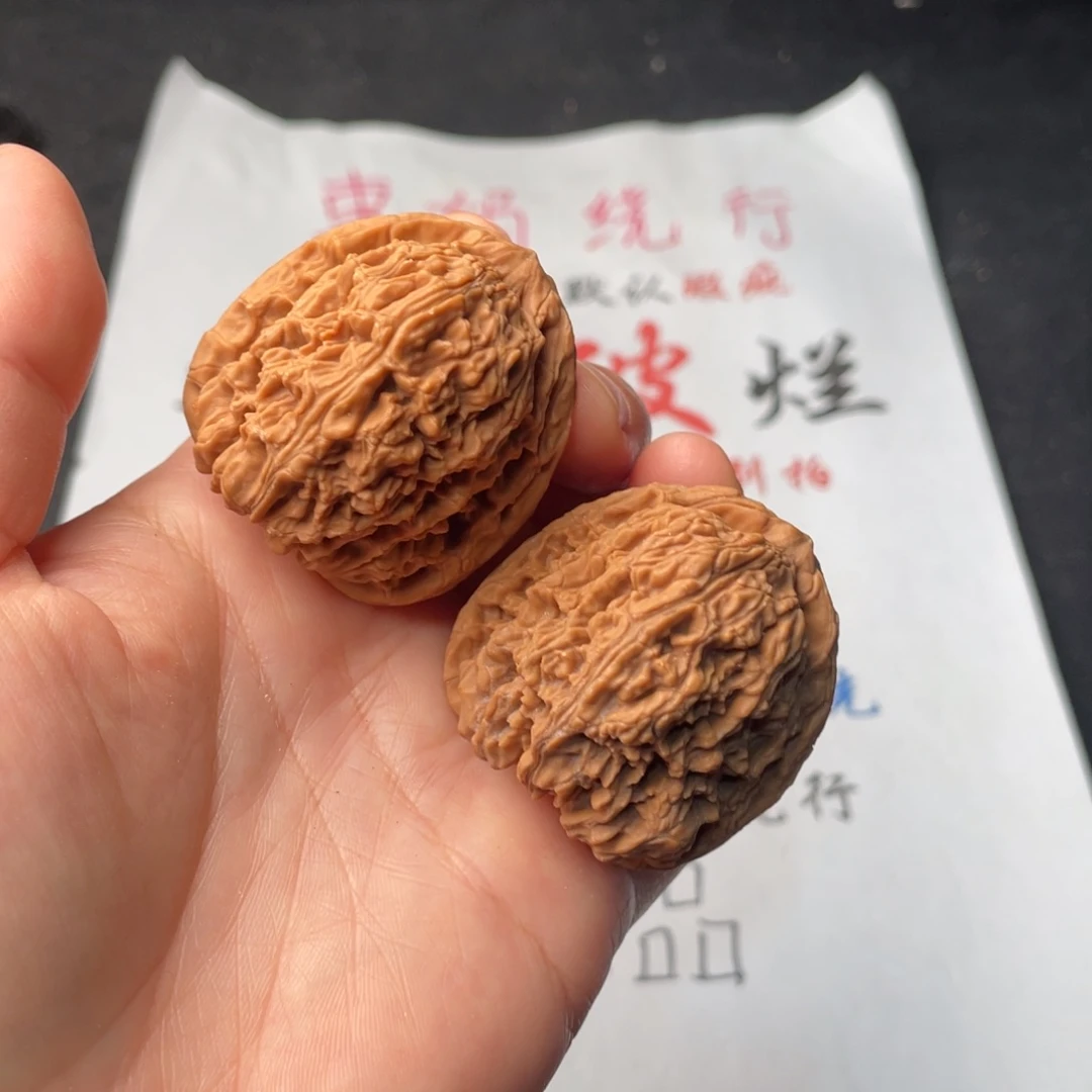 文玩核桃把件655。40