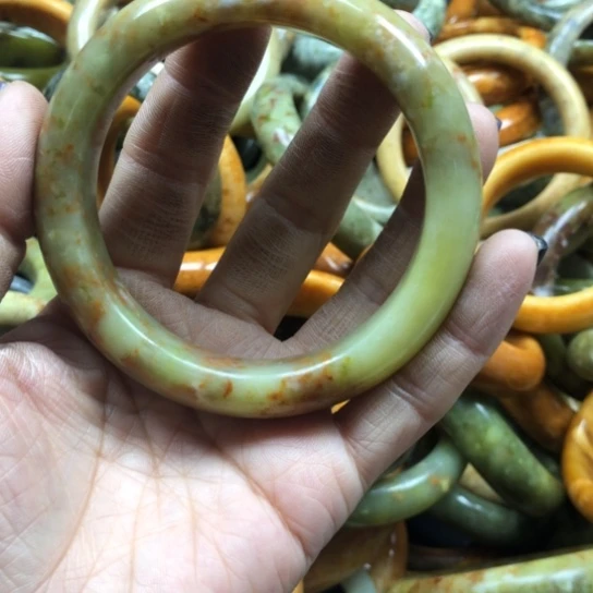 未镶嵌蛇纹石玉手镯用****8