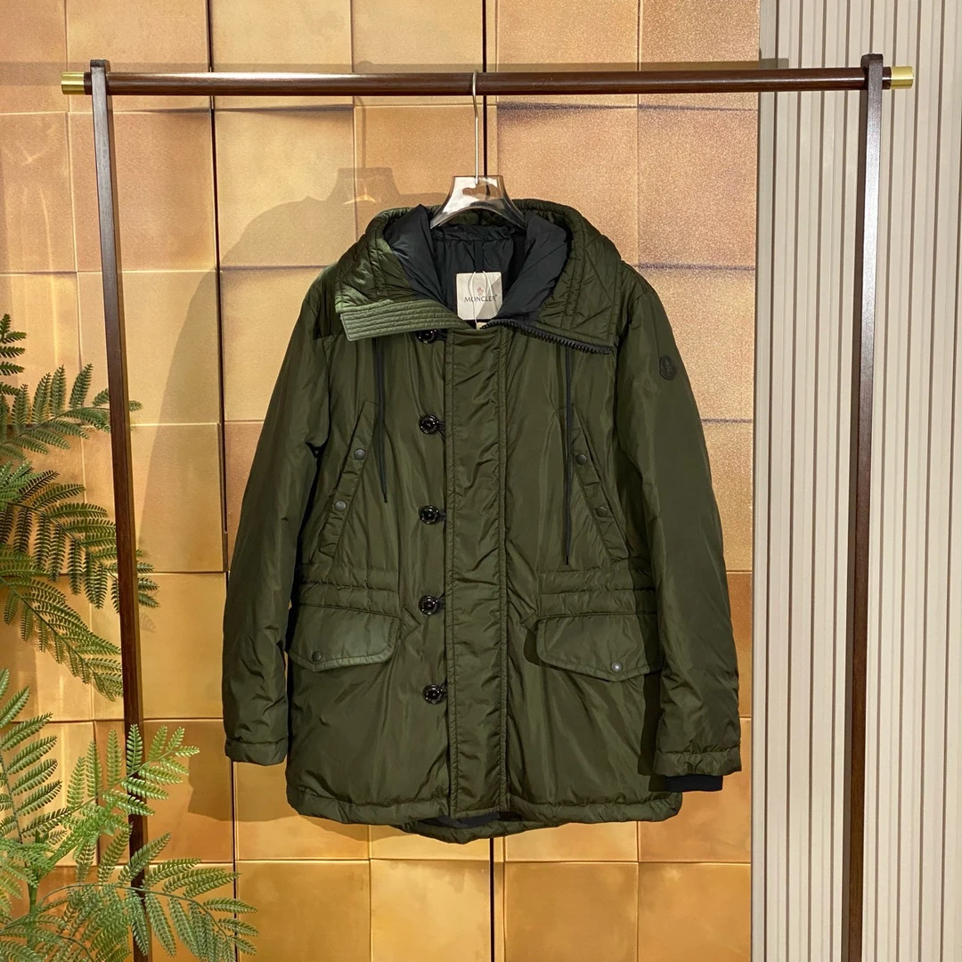 Moncler Dirk 军绿色连帽羽绒服/2码/99新/25691