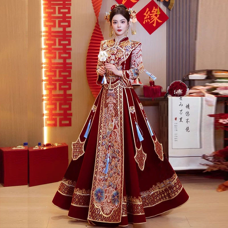 丝绒秀禾服新娘2025新款春夏季重工奢华中式婚服显瘦出阁结婚嫁衣