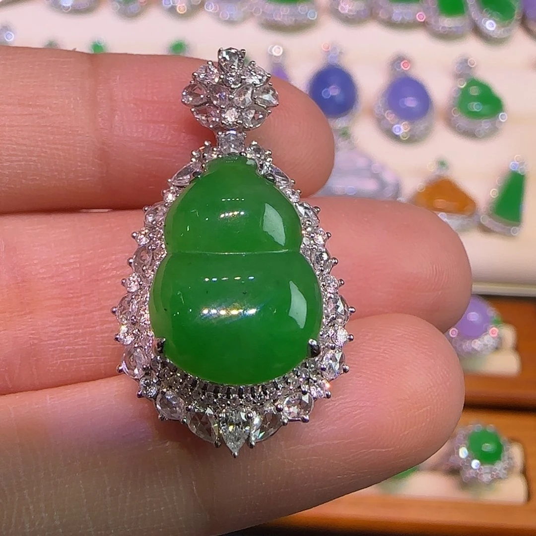 翡翠18K金镶嵌吊坠(不含链)