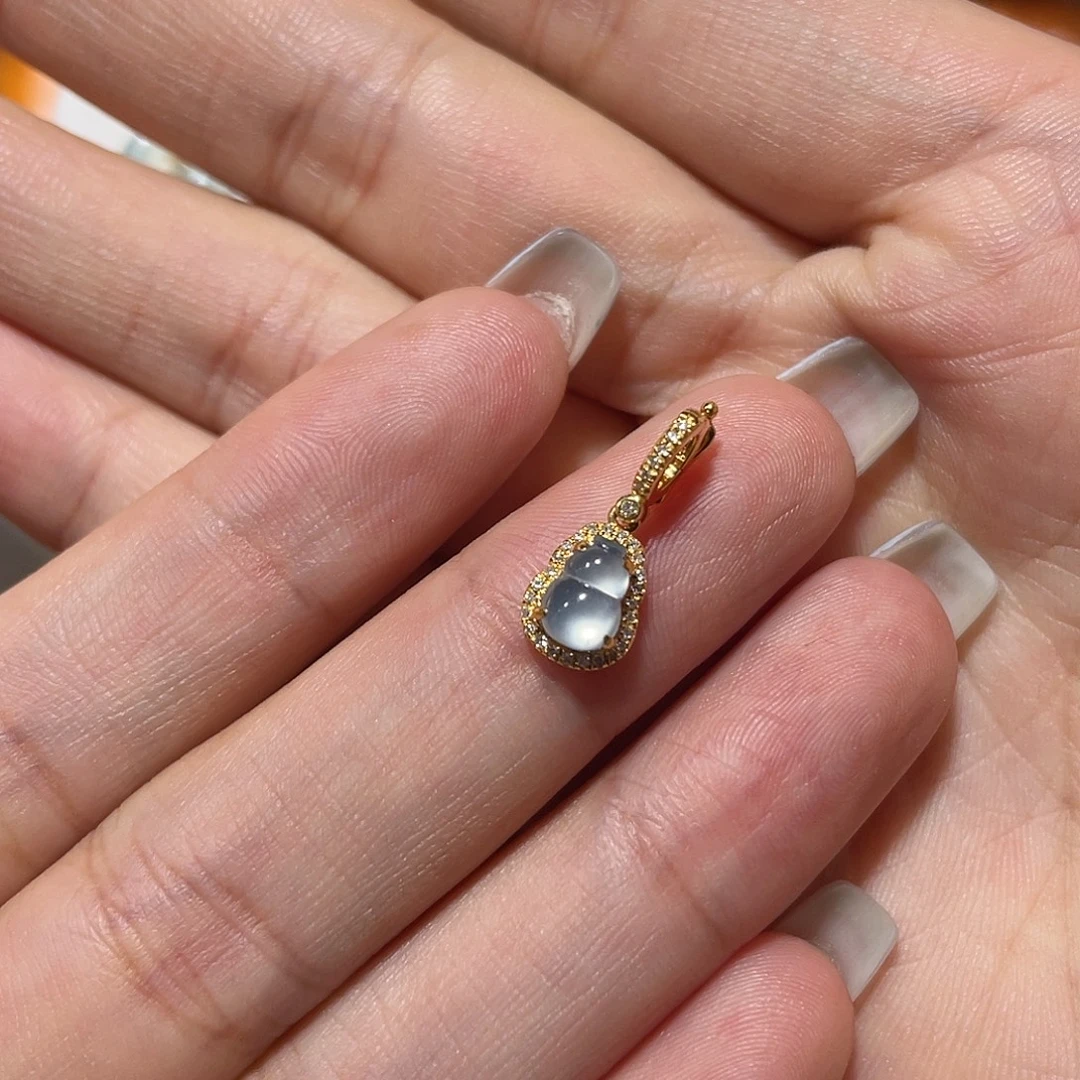 吊坠(不含链)18K金镶嵌翡翠
