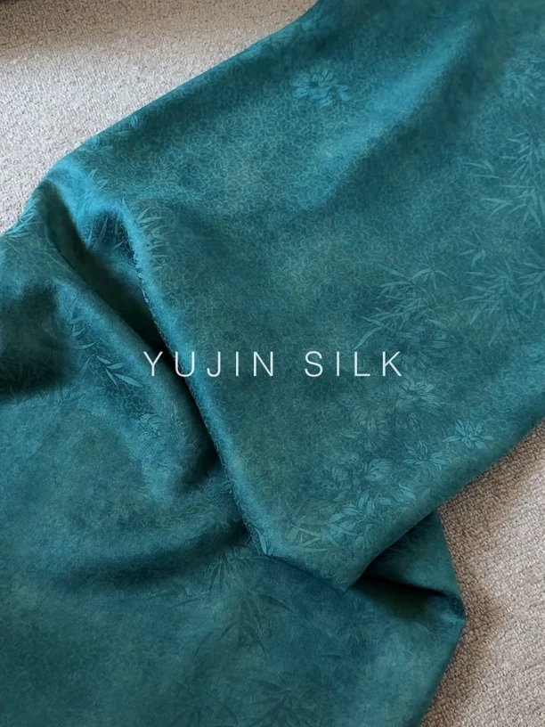 「湖绿」YUJIN SILK 二经萝红云纱桑蚕丝114门幅24-26姆米