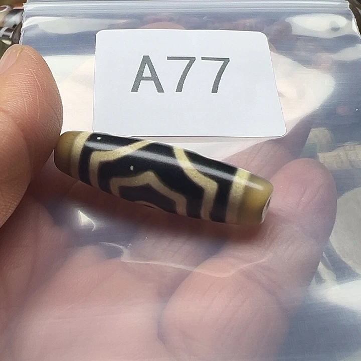 你***黑玛瑙/玉髓未镶嵌手链