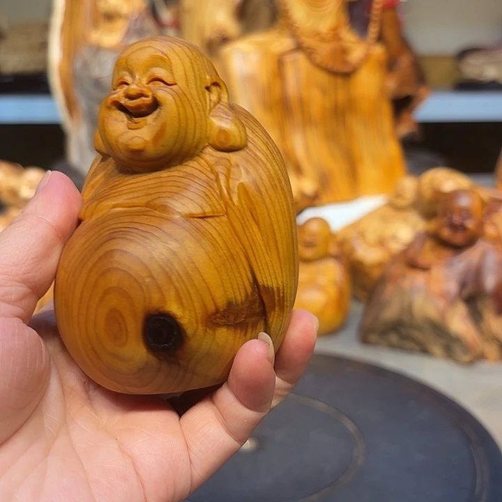 柏木太行崖柏弥勒佛