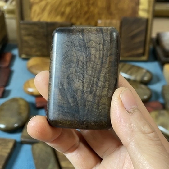 【闪购商品】?*夜金丝楠阴沉木手把件