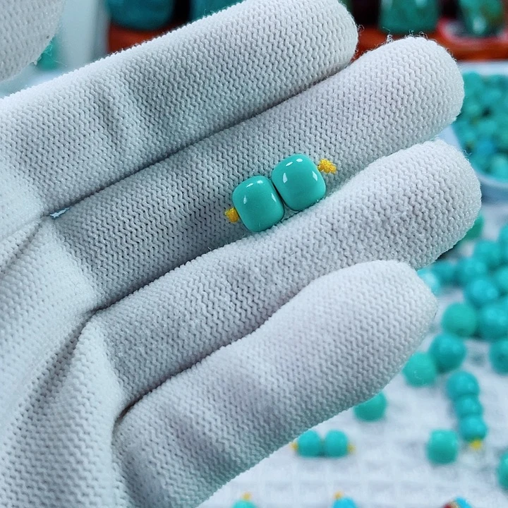 南红玛瑙未镶嵌珠宝奇石