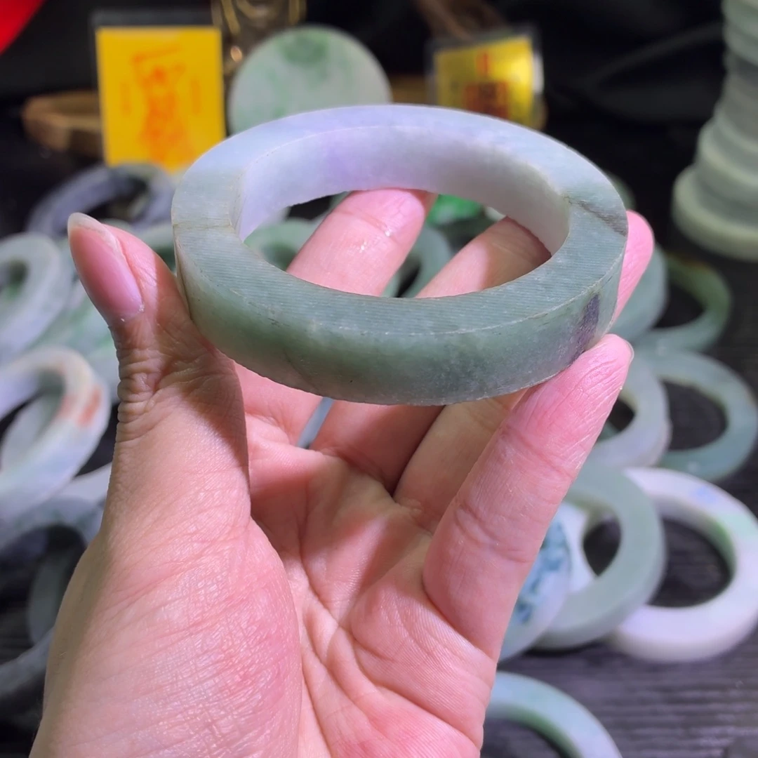 定制翡翠未镶嵌天然翡翠A货毛胚手镯定制