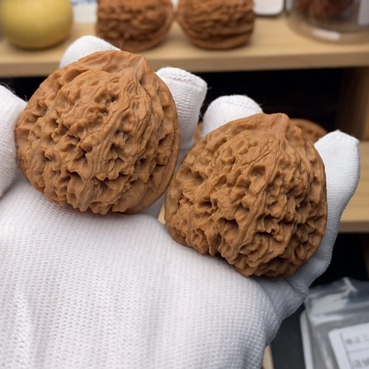 吊坠文玩核桃正三角凹底毕业44尺1206