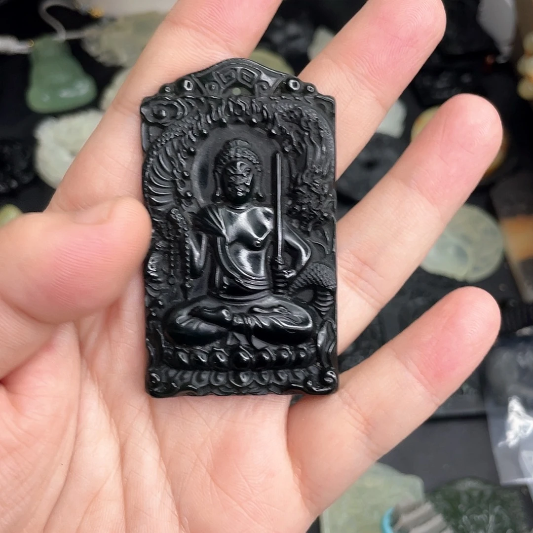 後***徕岫玉未镶嵌颈饰不动