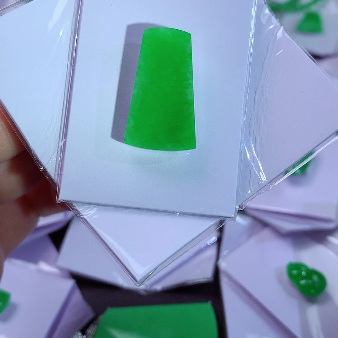 颈饰未镶嵌翡翠天然翡翠