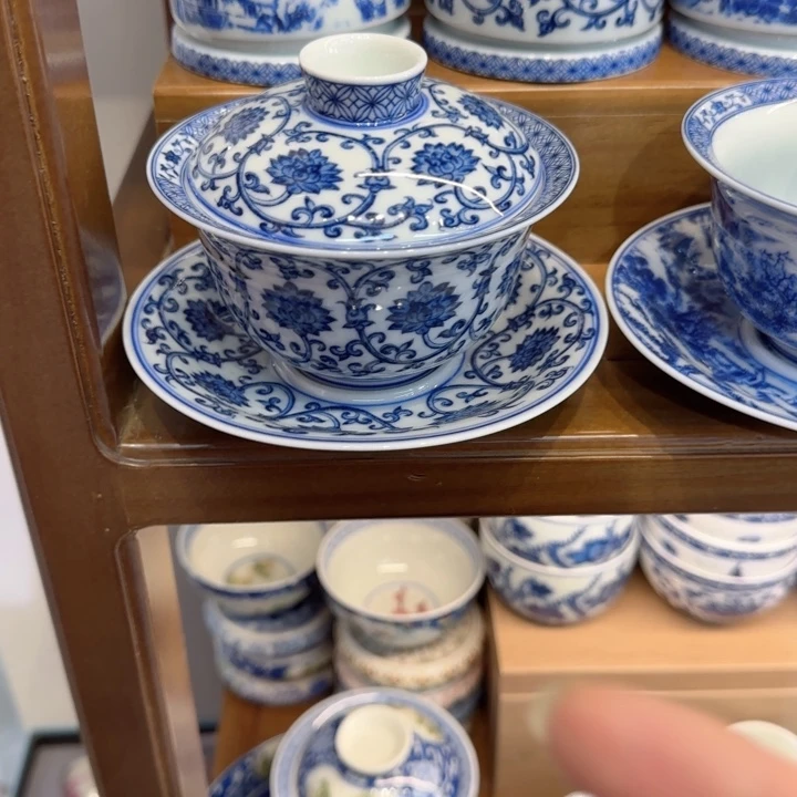 你看哈能不能拿出来了就