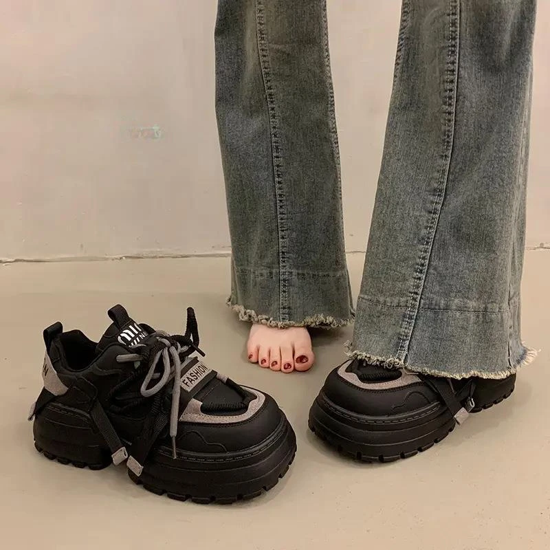 厚底松糕老爹鞋女小个子增高2025新春季爆款黑色休闲运动鞋