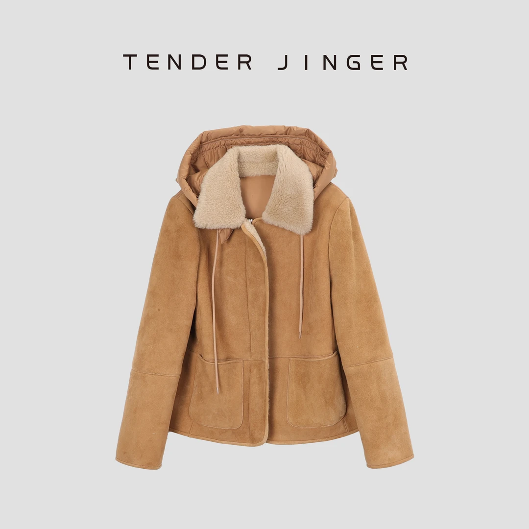 【黑标】女皮毛一体拼接连帽鹅绒外套T44MDD79911