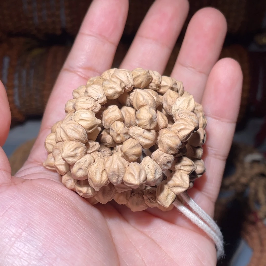 钱***多柏香籽/百香籽吊坠