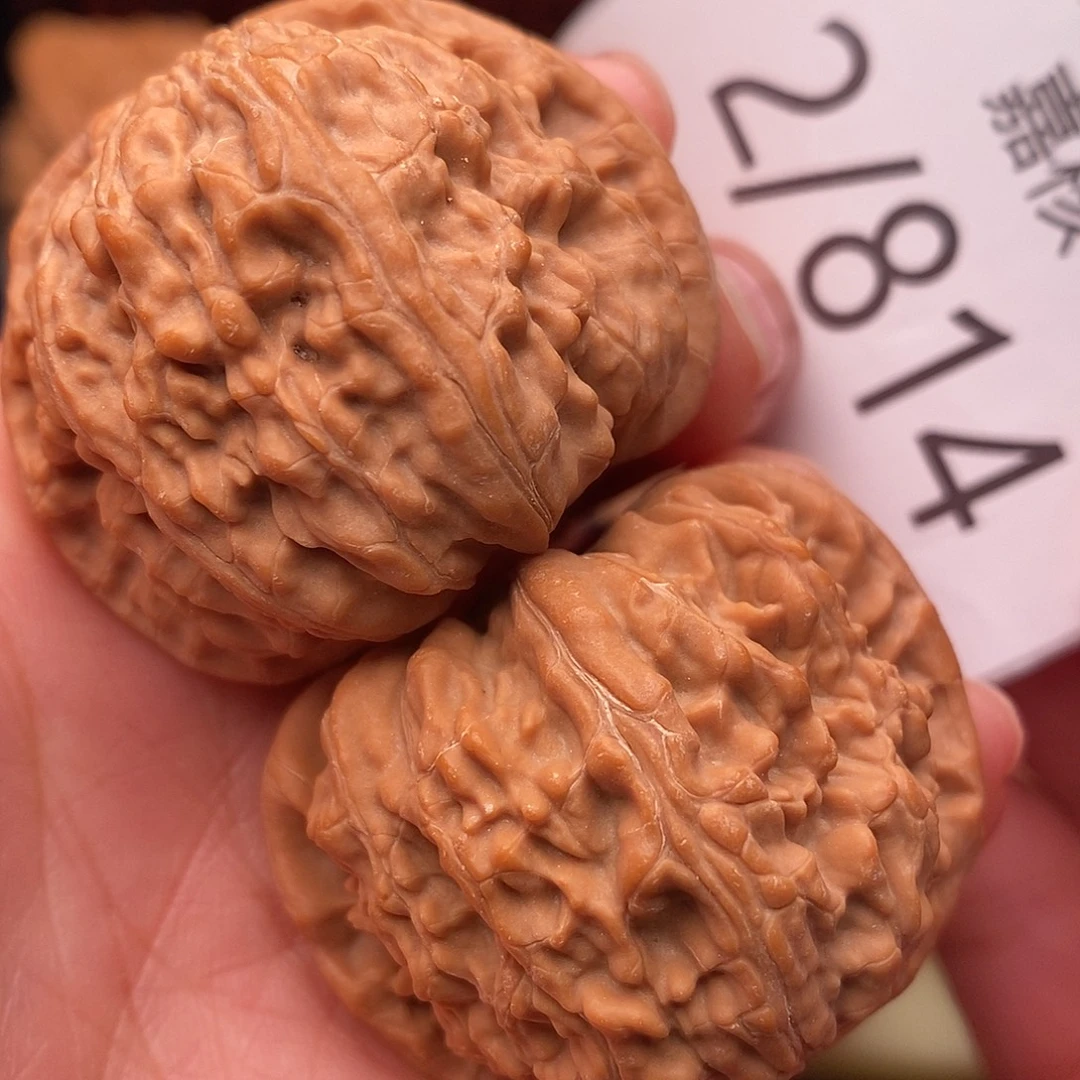 文玩核桃把件42白狮子