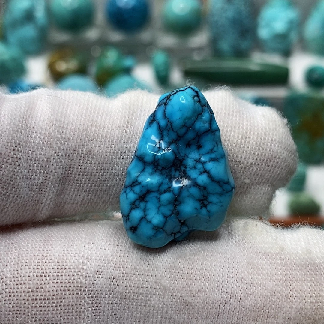 未镶嵌绿松石天然原矿地大质检