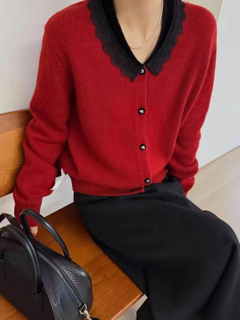 ANYUMO/安妤茉7558冬丝绒翻领花边针织开衫毛衣保暖时尚百搭女