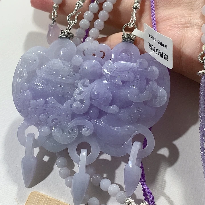 翡翠未镶嵌颈饰翡翠吊坠