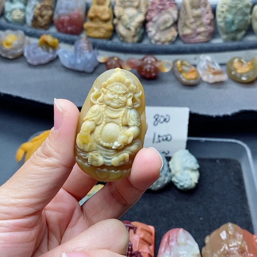 【闪购商品】定制石英质玉吊坠未镶嵌