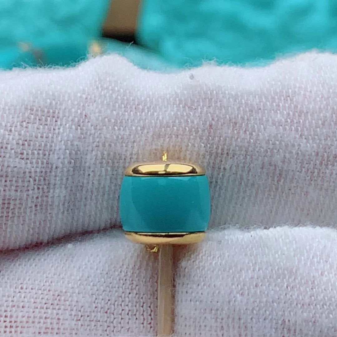 绿松石颈饰未镶嵌