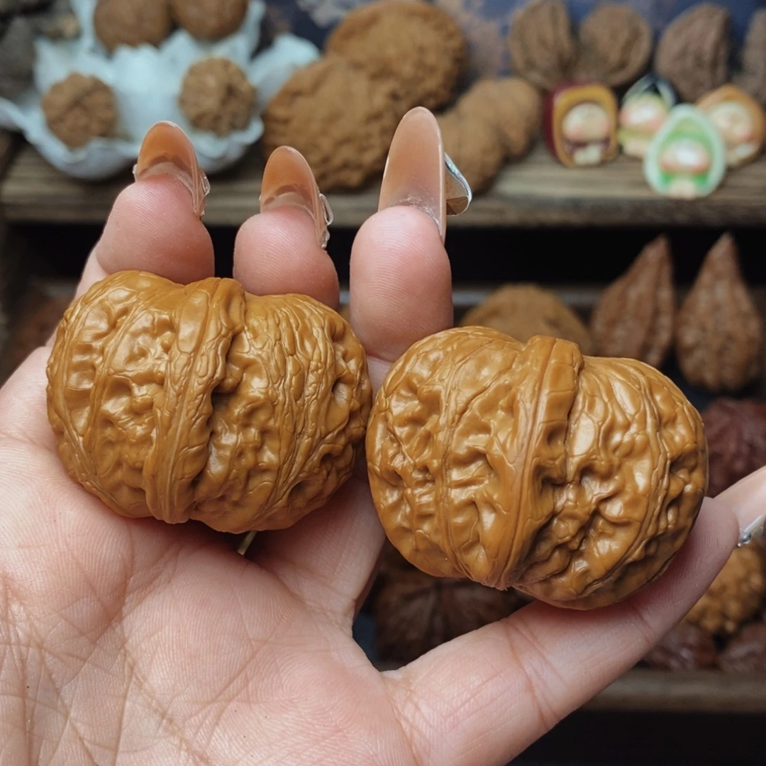 文玩核桃吊坠054元宝43