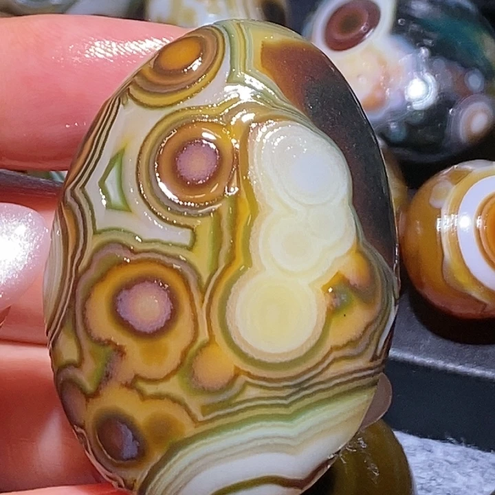 玛瑙/玉髓未镶嵌珠宝奇石67