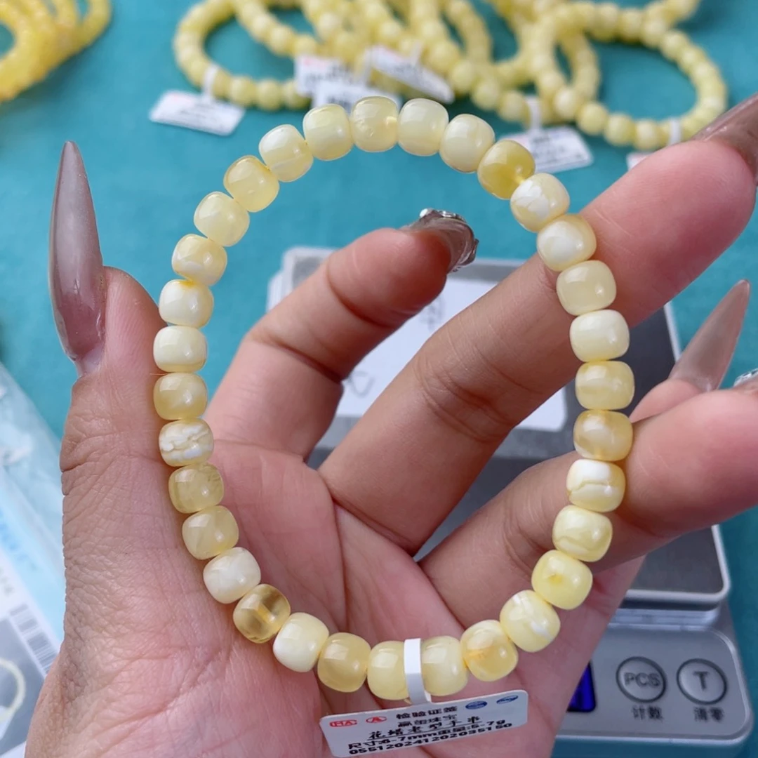 蜜蜡裸石未镶嵌蜜蜡