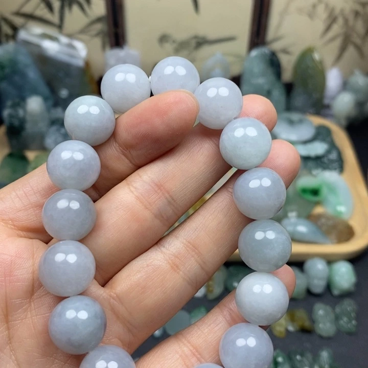 翡翠未镶嵌颈饰手串