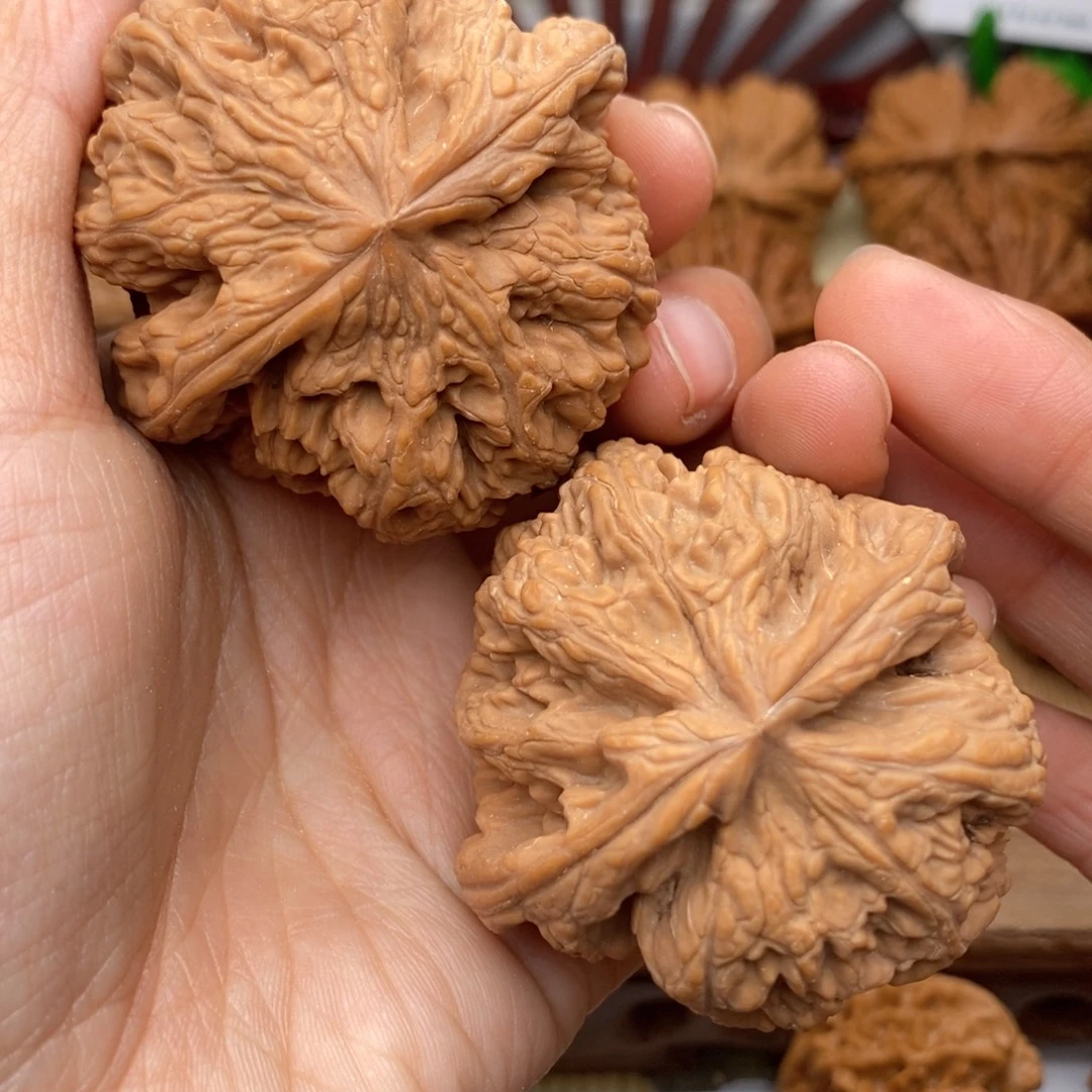 文玩核桃把件575号50全品粗筋