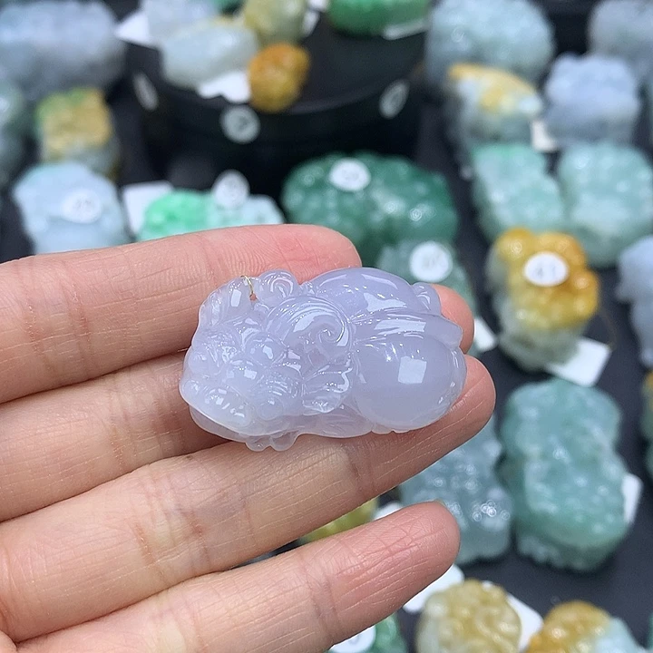 翡翠未镶嵌颈饰天然缅甸A货翡翠貔貅吊坠