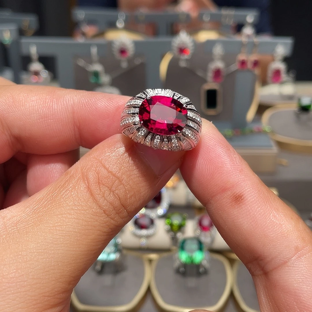 碧玺戒指18K金镶嵌5.35ct