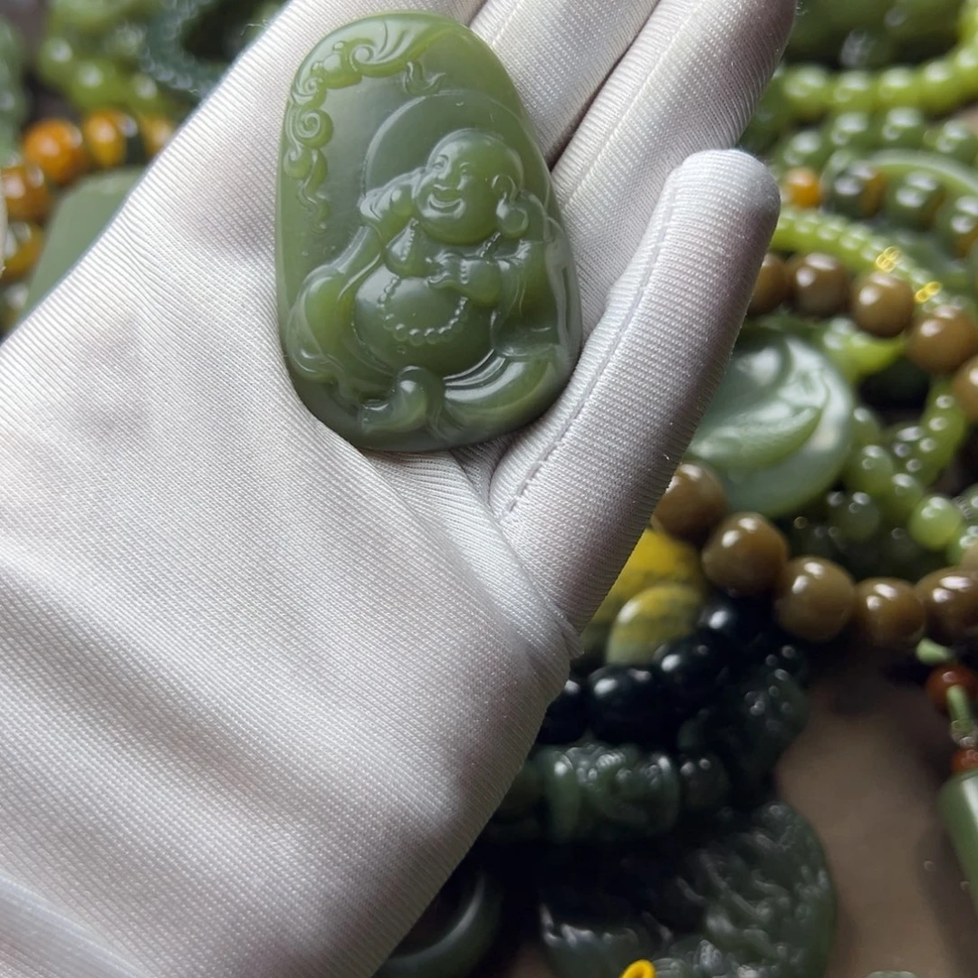 某***8岫岩老玉（透闪石质玉）未镶嵌挂件