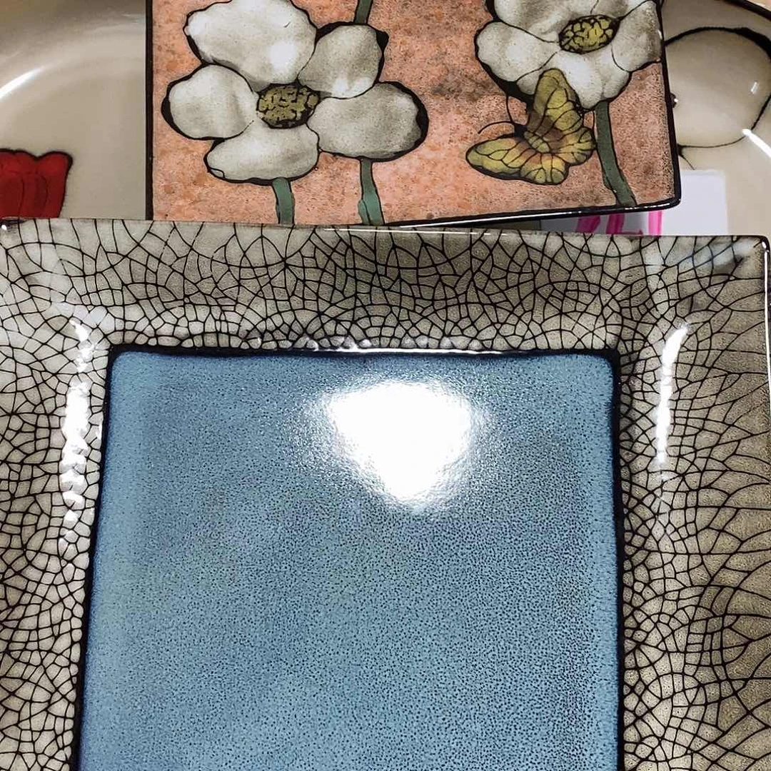 瓷片大方盘小方盘各一只微瑕不退不换