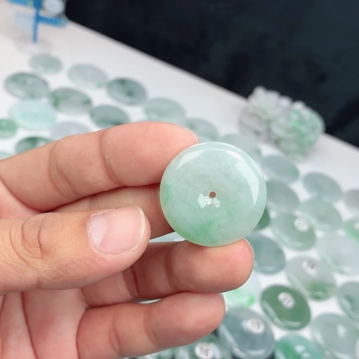 翡翠未镶嵌颈饰缅甸天然A货翡翠29-6.0