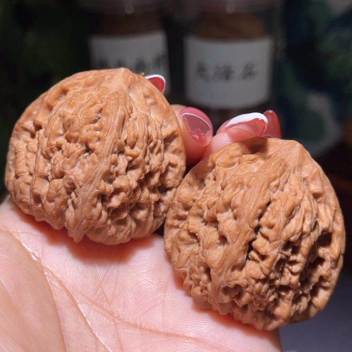 文玩核桃吊坠            42