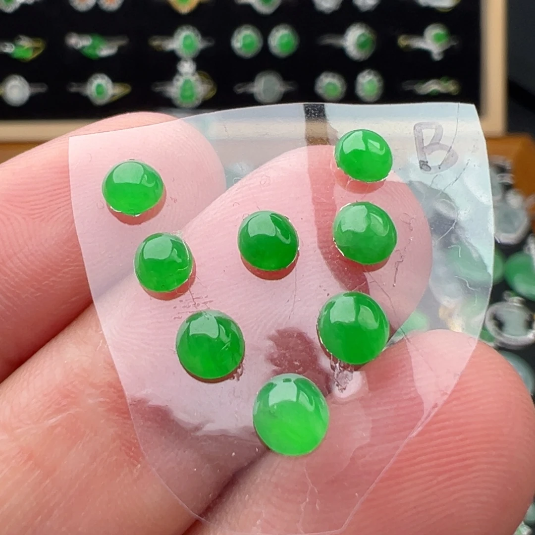 翡翠未镶嵌颈饰b组套链