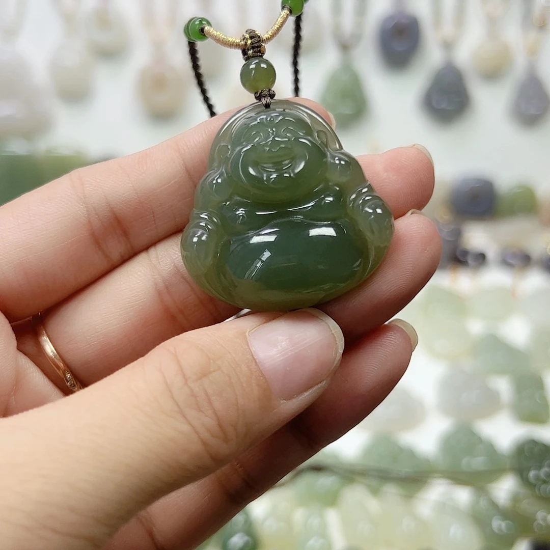 颈饰未镶嵌和田玉宝**贝