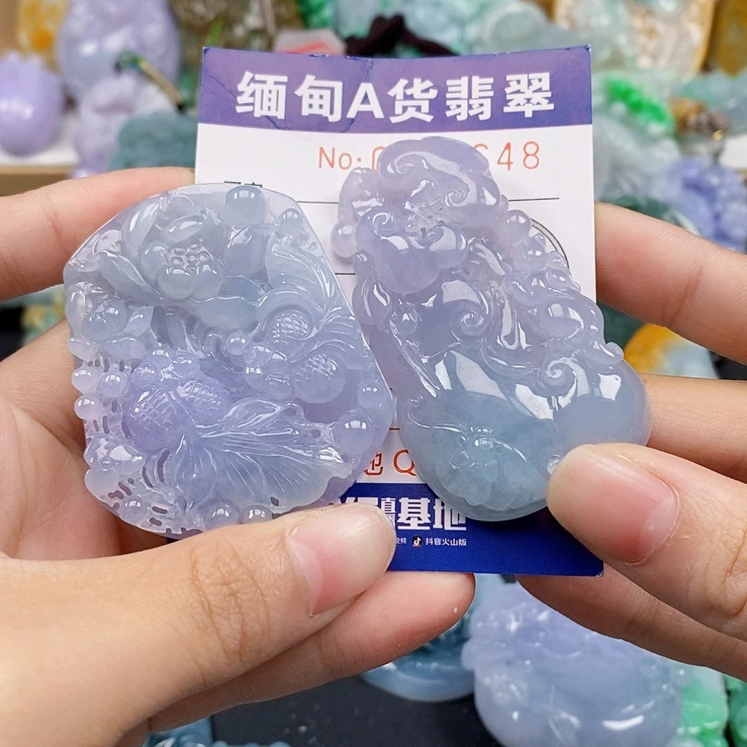 吊坠(不含链)未镶嵌翡翠大*朵