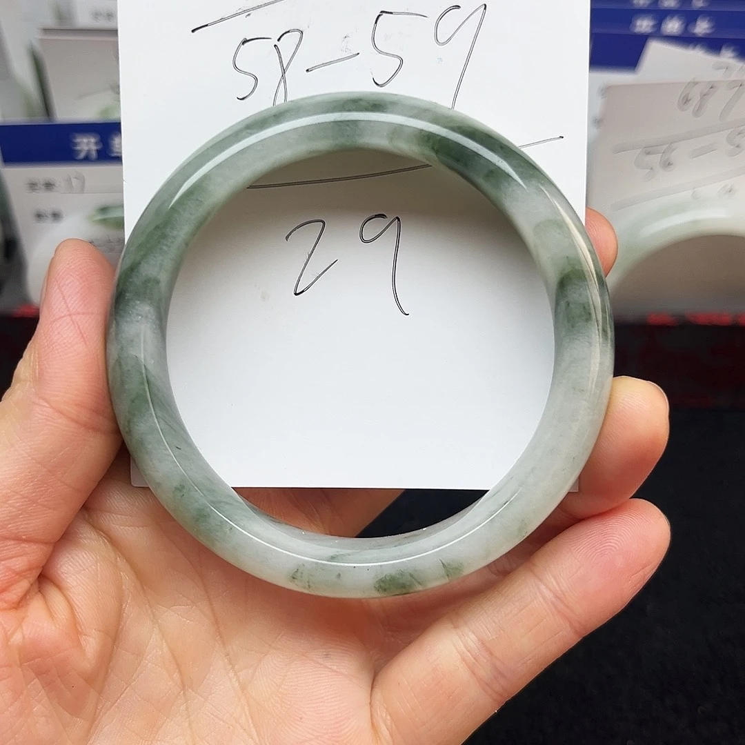 石英质玉未镶嵌手镯667