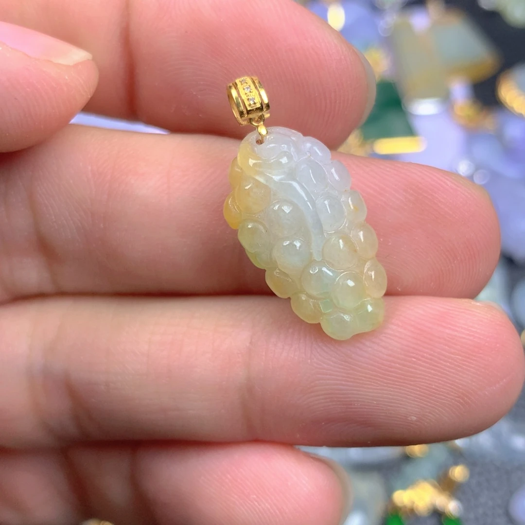 【闪购商品】翡翠18K金镶嵌颈饰船****茶翡翠