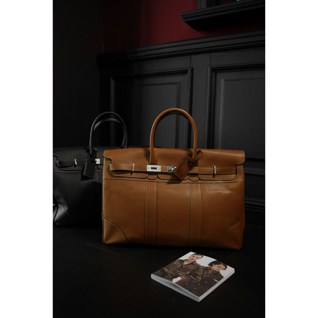 DRUNK CORNER【十周年限定】时尚款百搭四季大容量包