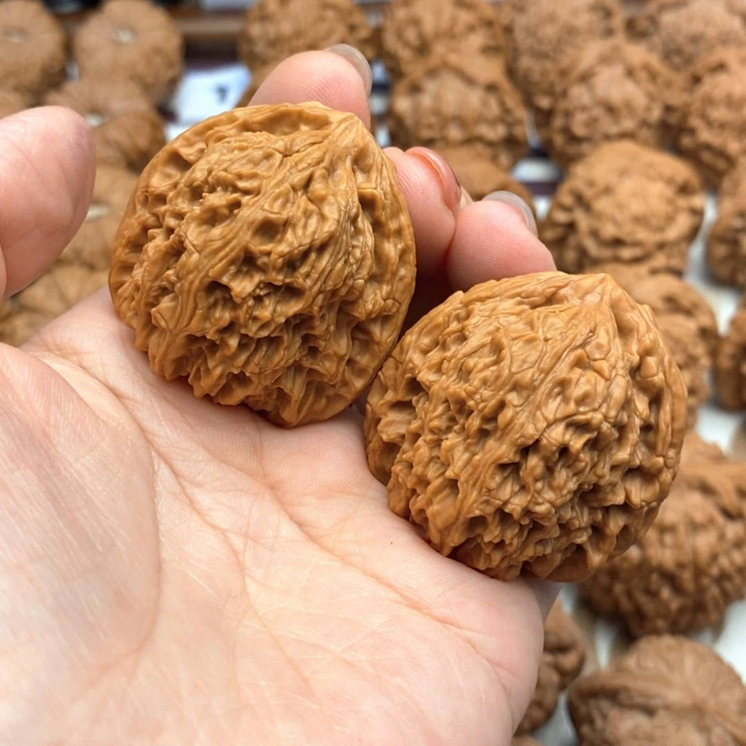 【闪购商品】文玩核桃把件40尺南疆石