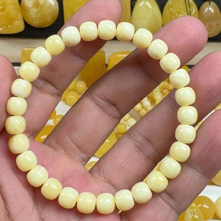 蜜蜡未镶嵌颈饰7+