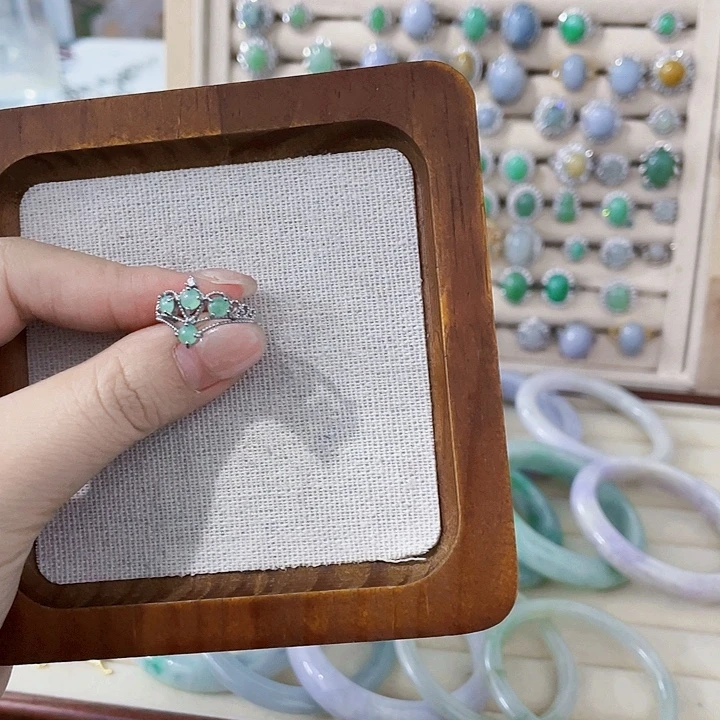 翡翠未镶嵌颈饰天然翡翠Ａ货