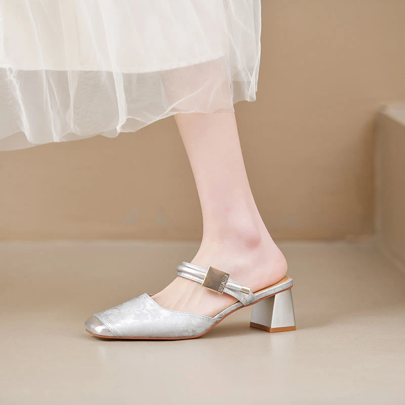 包头半拖女士外穿2025夏天新款配裙子百搭时尚高跟白色绝美凉拖鞋