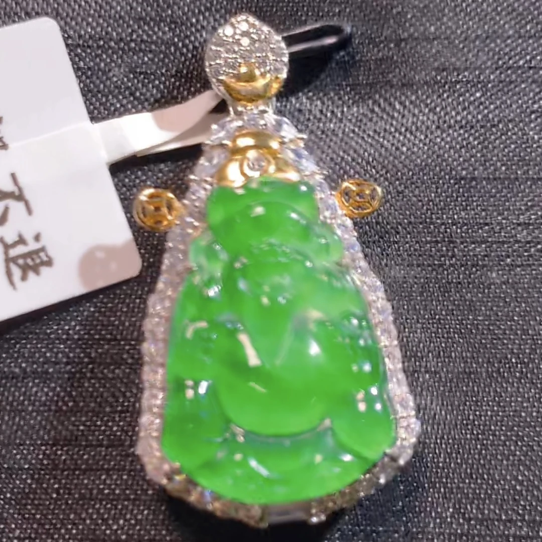 天然翡翠A货吊坠