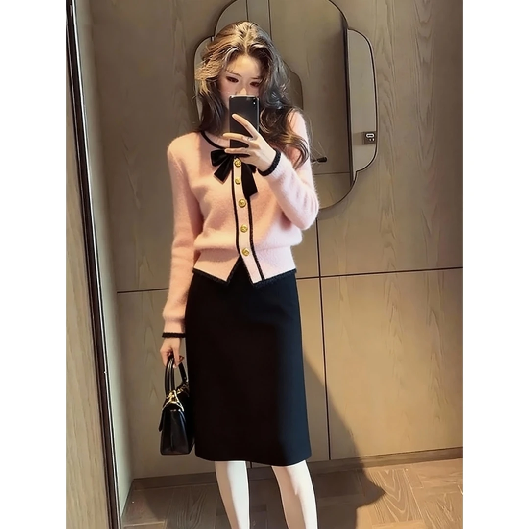 法式气质优雅风粉色蝴蝶结针织开衫女秋季时髦洋气高级感毛衣外套