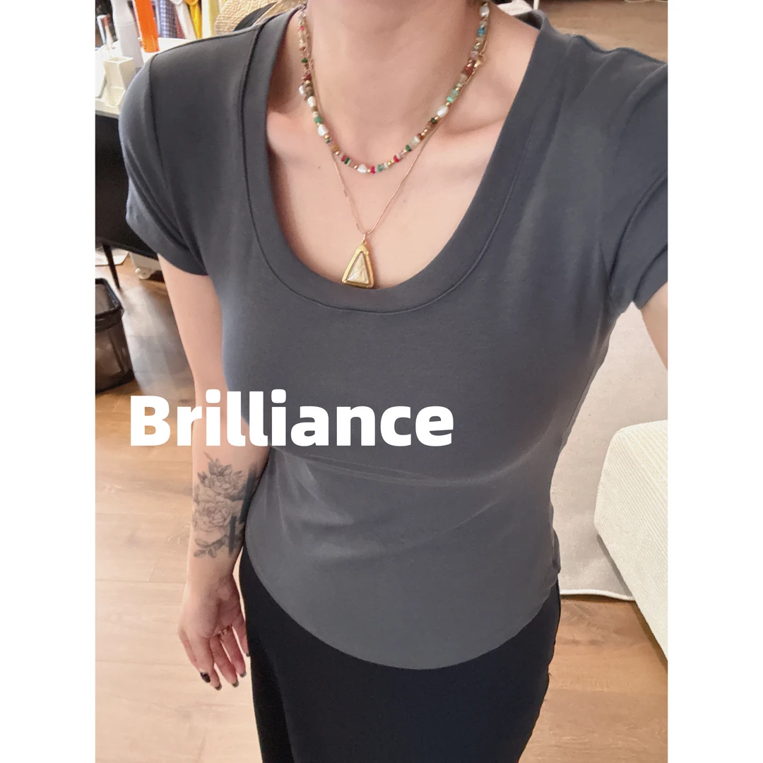 Brillience【胸垫半袖】 简约U领设计自带固定罩杯修身显瘦短袖T恤